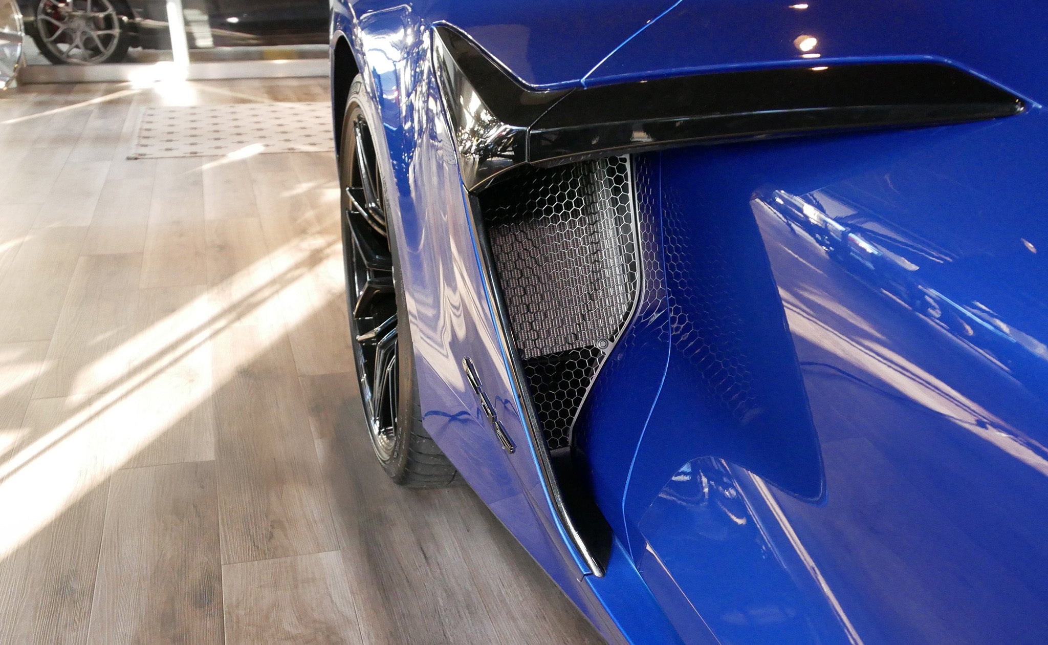 Z06 / E-Ray Side Intake Guards